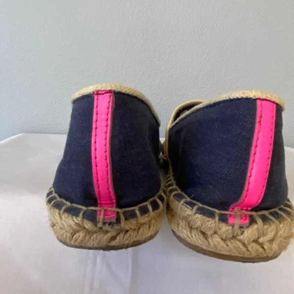 Lilly Pulitzer Lia Espadrilles in true Navy with gold sea horse  size 7 - Picture 5 of 13